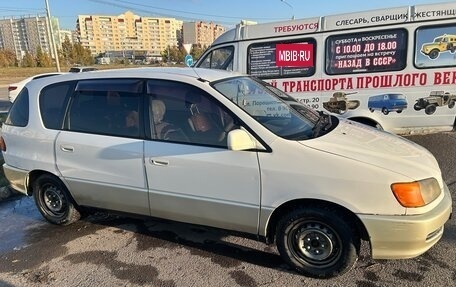 Toyota Ipsum II, 2000 год, 750 000 рублей, 7 фотография