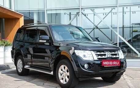 Mitsubishi Pajero IV, 2013 год, 2 175 000 рублей, 3 фотография