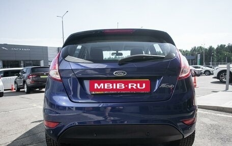 Ford Fiesta, 2015 год, 887 000 рублей, 4 фотография