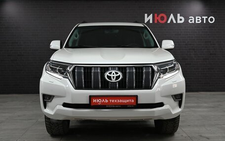 Toyota Land Cruiser Prado 150 рестайлинг 2, 2018 год, 6 450 000 рублей, 2 фотография