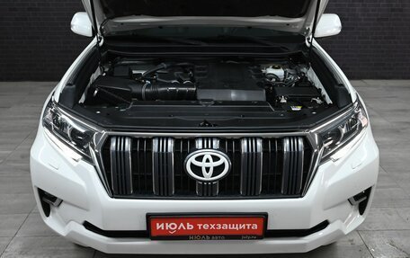 Toyota Land Cruiser Prado 150 рестайлинг 2, 2018 год, 6 450 000 рублей, 3 фотография