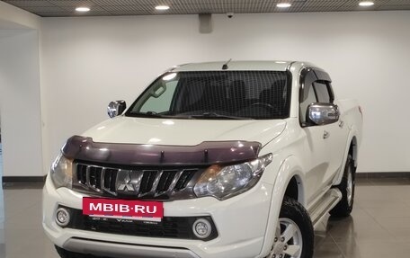 Mitsubishi L200 IV рестайлинг, 2017 год, 2 240 000 рублей, 2 фотография