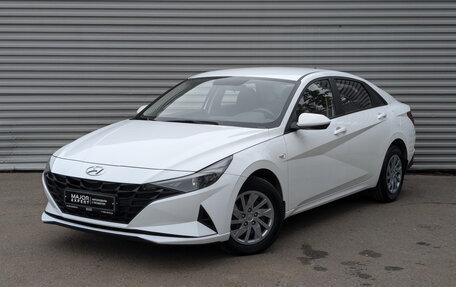 Hyundai Elantra, 2021 год, 2 350 000 рублей, 1 фотография