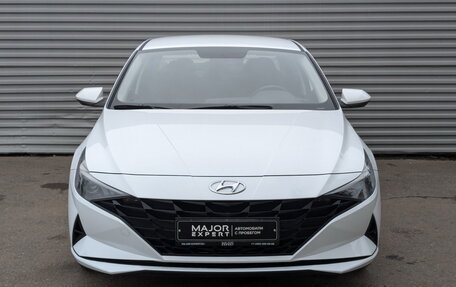 Hyundai Elantra, 2021 год, 2 350 000 рублей, 2 фотография