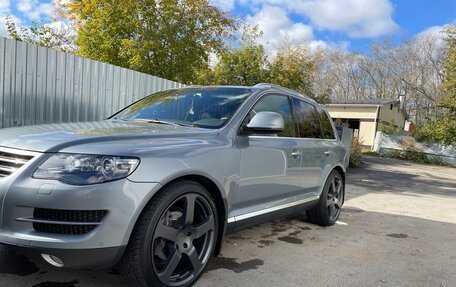 Volkswagen Touareg III, 2009 год, 1 500 000 рублей, 1 фотография