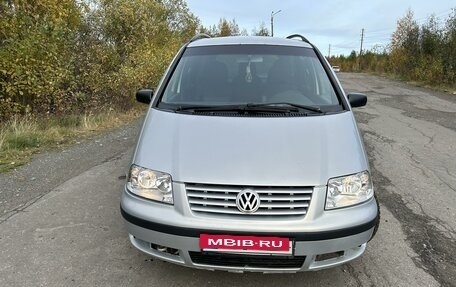 Volkswagen Sharan I рестайлинг, 2003 год, 500 000 рублей, 2 фотография