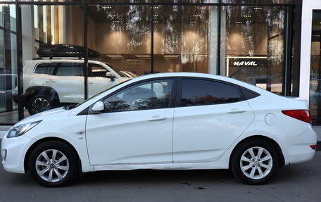 Hyundai Solaris II рестайлинг, 2011 год, 552 000 рублей, 4 фотография