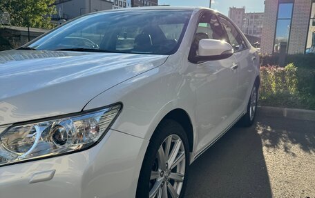 Toyota Camry, 2014 год, 2 490 000 рублей, 5 фотография