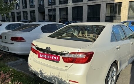 Toyota Camry, 2014 год, 2 490 000 рублей, 6 фотография