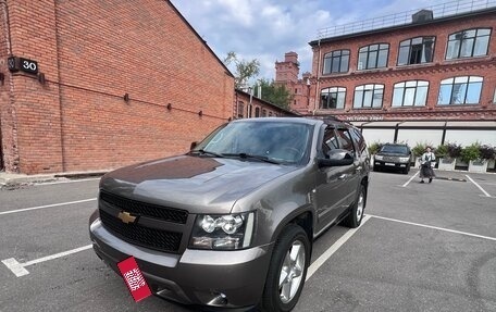 Chevrolet Tahoe III, 2013 год, 2 750 000 рублей, 3 фотография