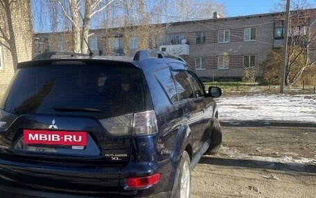 Mitsubishi Outlander III рестайлинг 3, 2011 год, 1 300 000 рублей, 5 фотография