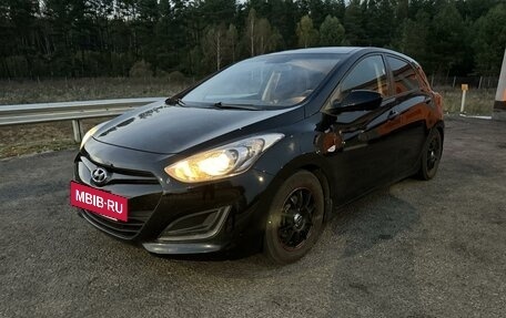 Hyundai i30 II рестайлинг, 2012 год, 1 075 000 рублей, 10 фотография