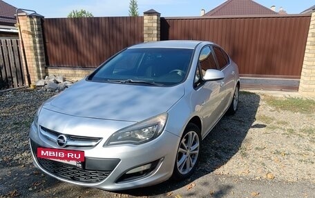 Opel Astra J, 2012 год, 820 000 рублей, 10 фотография