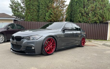 BMW 3 серия, 2018 год, 3 500 000 рублей, 3 фотография