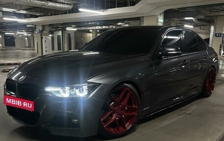 BMW 3 серия, 2018 год, 3 500 000 рублей, 19 фотография