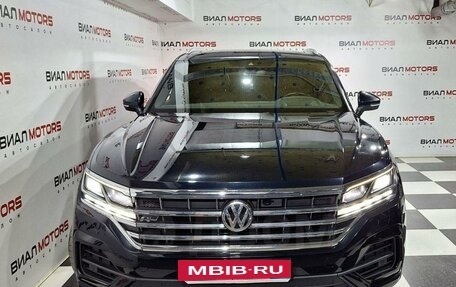 Volkswagen Touareg III, 2019 год, 6 200 000 рублей, 3 фотография