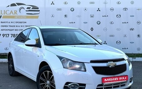 Chevrolet Cruze II, 2011 год, 830 000 рублей, 4 фотография