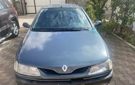 Renault Laguna II, 1994 год, 230 000 рублей, 1 фотография