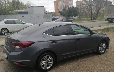 Hyundai Elantra VI рестайлинг, 2019 год, 1 850 000 рублей, 7 фотография