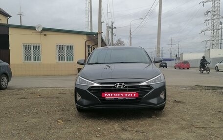 Hyundai Elantra VI рестайлинг, 2019 год, 1 850 000 рублей, 2 фотография