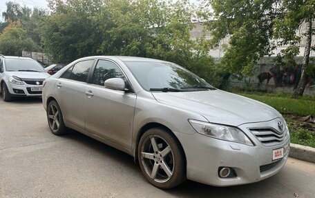 Toyota Camry, 2011 год, 1 500 000 рублей, 3 фотография