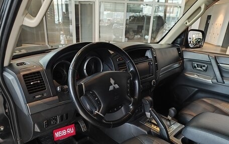 Mitsubishi Pajero IV, 2013 год, 2 445 000 рублей, 11 фотография