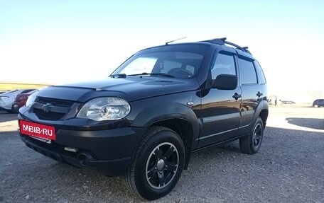 Chevrolet Niva I рестайлинг, 2010 год, 405 000 рублей, 6 фотография