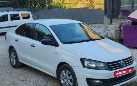 Volkswagen Polo VI (EU Market), 2017 год, 580 000 рублей, 2 фотография