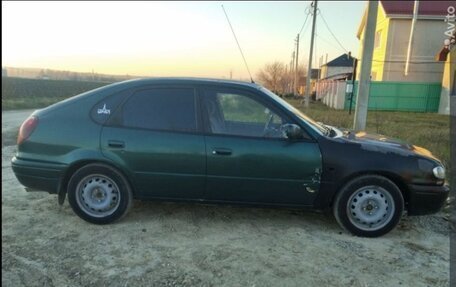 Toyota Corolla, 2000 год, 2 фотография