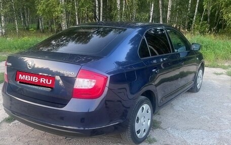 Skoda Rapid I, 2014 год, 900 000 рублей, 7 фотография