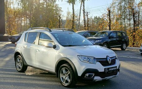 Renault Sandero II рестайлинг, 2021 год, 1 584 700 рублей, 3 фотография