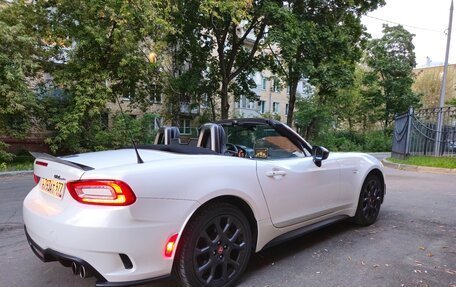 Fiat 124 Spider I, 2017 год, 2 100 000 рублей, 17 фотография