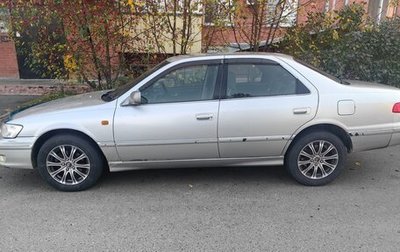 Toyota Camry, 1989 год, 580 000 рублей, 1 фотография