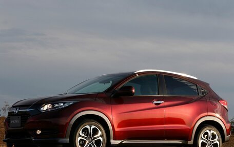 Honda Vezel, 2014 год, 1 695 000 рублей, 1 фотография