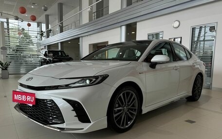 Toyota Camry, 2024 год, 5 200 000 рублей, 3 фотография