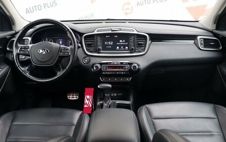 KIA Sorento III Prime рестайлинг, 2018 год, 3 300 000 рублей, 11 фотография