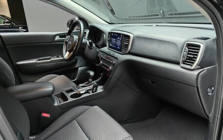 KIA Sportage IV рестайлинг, 2021 год, 2 570 000 рублей, 18 фотография