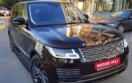 Land Rover Range Rover IV рестайлинг, 2016 год, 8 200 000 рублей, 2 фотография