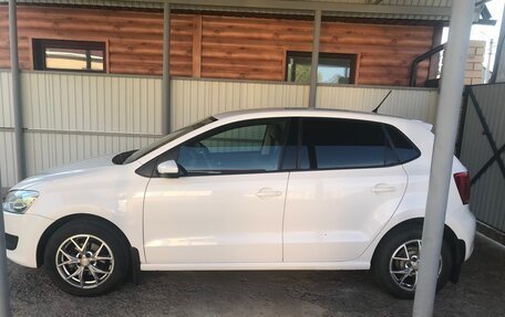 Volkswagen Polo VI (EU Market), 2011 год, 670 000 рублей, 1 фотография