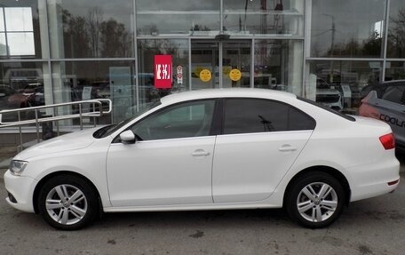 Volkswagen Jetta VI, 2013 год, 977 000 рублей, 8 фотография