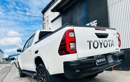 Toyota Hilux VIII, 2023 год, 5 360 000 рублей, 2 фотография