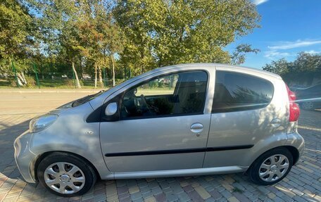 Peugeot 107 I рестайлинг, 2010 год, 700 000 рублей, 1 фотография