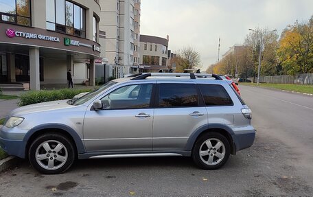 Mitsubishi Outlander III рестайлинг 3, 2006 год, 830 000 рублей, 12 фотография