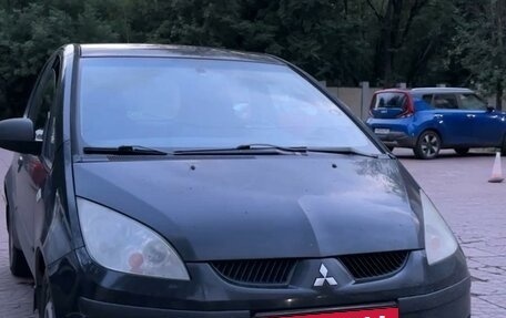 Mitsubishi Colt VI рестайлинг, 2006 год, 410 000 рублей, 2 фотография