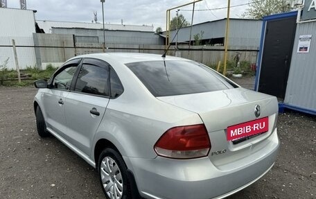 Volkswagen Polo VI (EU Market), 2011 год, 670 000 рублей, 4 фотография