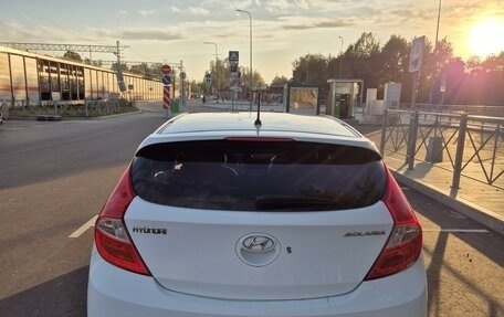 Hyundai Solaris II рестайлинг, 2012 год, 680 000 рублей, 2 фотография