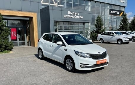 KIA Rio III рестайлинг, 2015 год, 952 941 рублей, 3 фотография