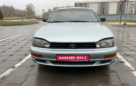 Toyota Camry, 1992 год, 250 000 рублей, 1 фотография