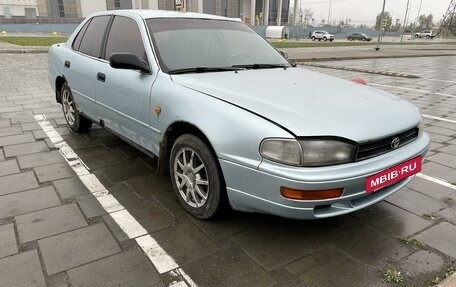 Toyota Camry, 1992 год, 250 000 рублей, 2 фотография