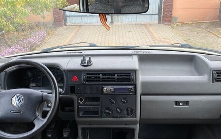 Volkswagen Transporter T4, 2002 год, 1 200 000 рублей, 6 фотография